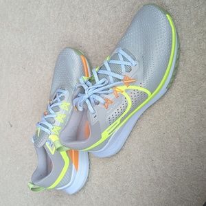 Nike trainer shoes sz 10.5
